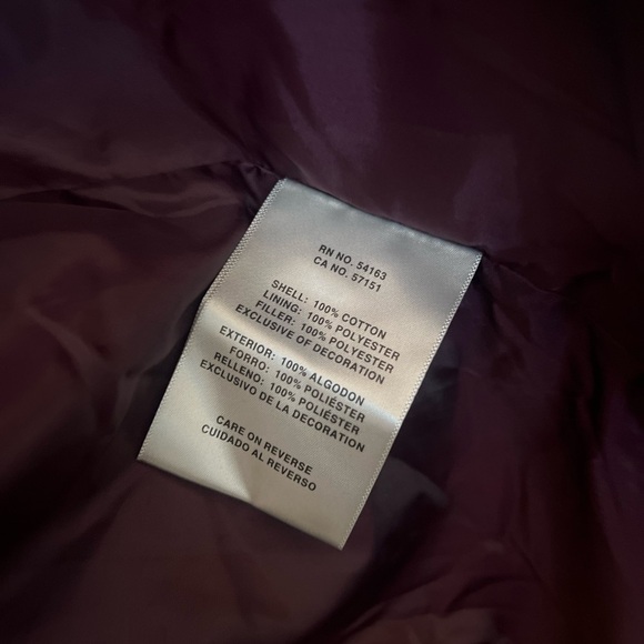 Levi’s Women’s Corduroy Jacket Maroon - Picture 9 of 10